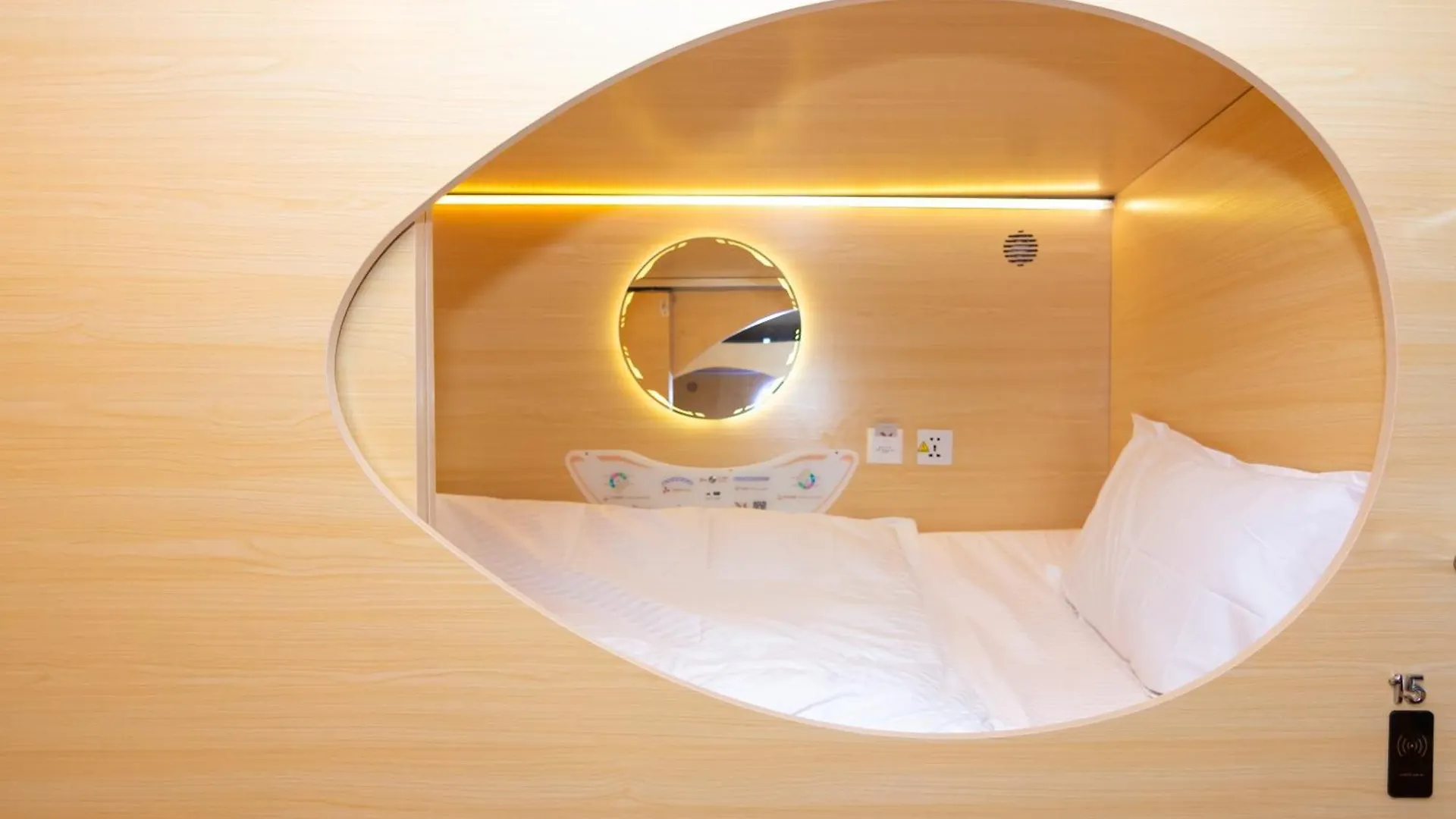 Capsule hotel Momostay George Town